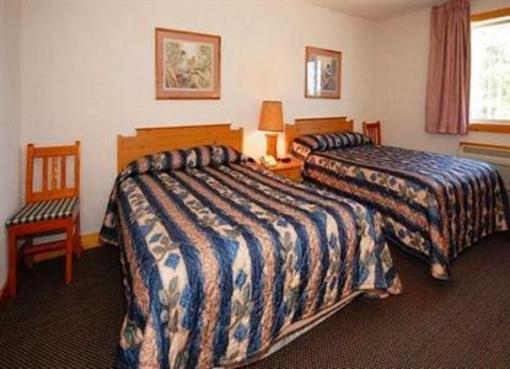 фото отеля Econo Lodge Inn & Suites Au Gres