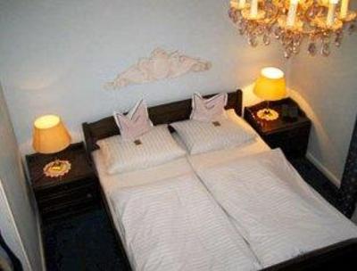 фото отеля Hotel Niedersachsen Jesteburg