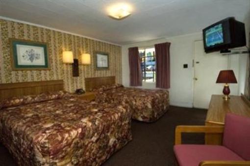 фото отеля Relax Inn Bryson City