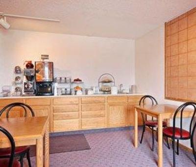 фото отеля Super 8 Knoxville