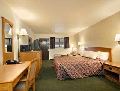 фото отеля Travelodge Lemoore