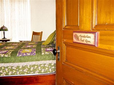 фото отеля Mount Greylock Inn