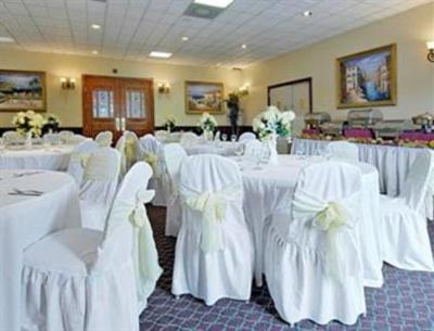 фото отеля Ramada Inn Downriver Taylor (Michigan)