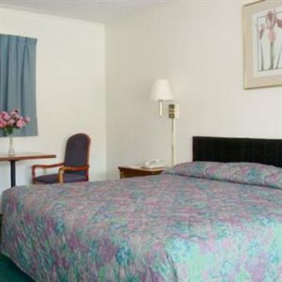 фото отеля Regal Inn Clayton
