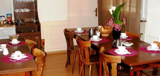 фото отеля Hotel A La Vignette Morsbronn-les-Bains