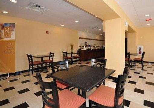 фото отеля Quality Inn and Suites Mattoon