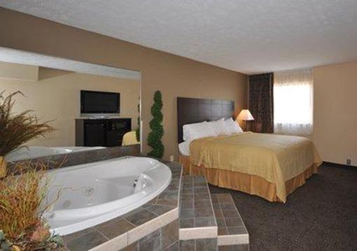 фото отеля Quality Inn and Suites Mattoon