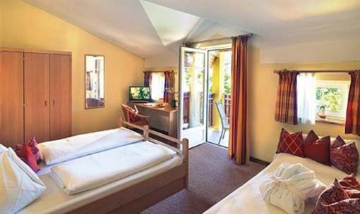 фото отеля Hotel Plankenau Wirt St. Johann im Pongau