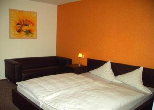 фото отеля Hotel Grünewald Hannover