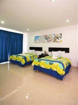 фото отеля Hotel Embajadores