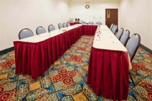 фото отеля Baymont Inn & Suites East Windsor