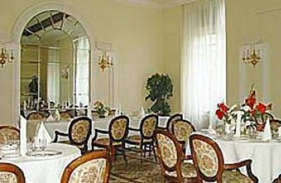 фото отеля Lebada Hotel