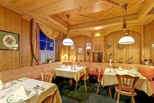 фото отеля Hotel And Restaurant Donauhof Emmersdorf an der Donau