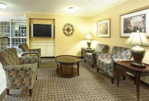 фото отеля Candlewood Suites - Rogers