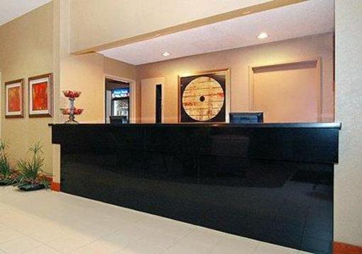 фото отеля Comfort Inn DFW North Irving
