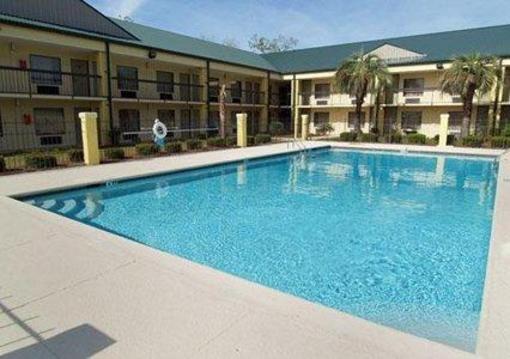 фото отеля Quality Inn & Suites Eufaula