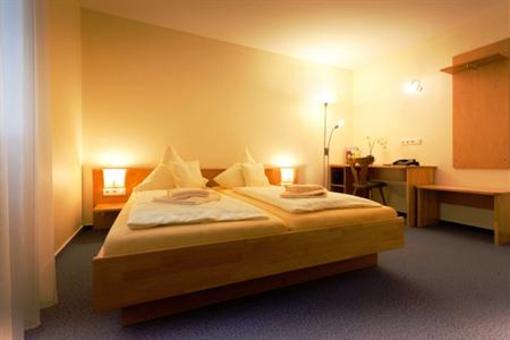 фото отеля Hotel Landgasthof Ratz Rheinau