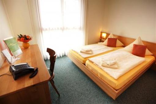 фото отеля Hotel Landgasthof Ratz Rheinau