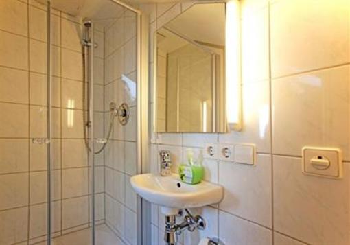 фото отеля Hotel Landgasthof Ratz Rheinau