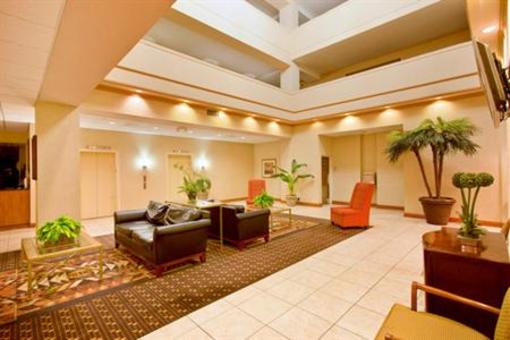 фото отеля Garden Plaza Hotel and Suites