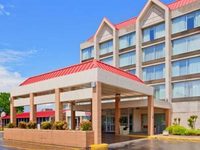 Garden Plaza Hotel and Suites