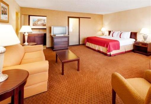 фото отеля Holiday Inn Santa Barbara - Goleta