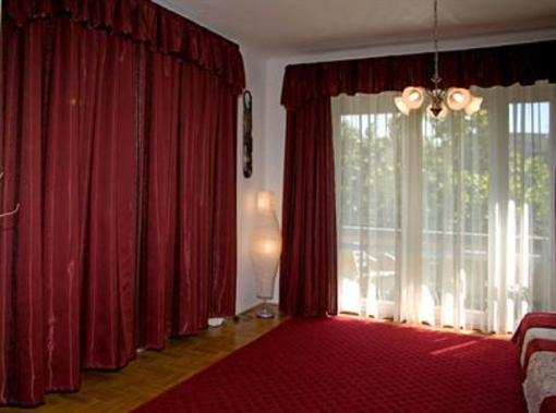фото отеля Family Buda Apartman