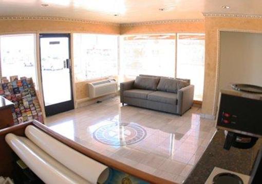 фото отеля Rodeway Inn & Suites Pacific Coast Highway