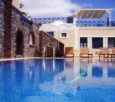фото отеля Hotel Thira and apartments