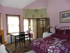 фото отеля Spruce Hill Inn & Cottages