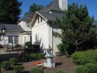 фото отеля Spruce Hill Inn & Cottages