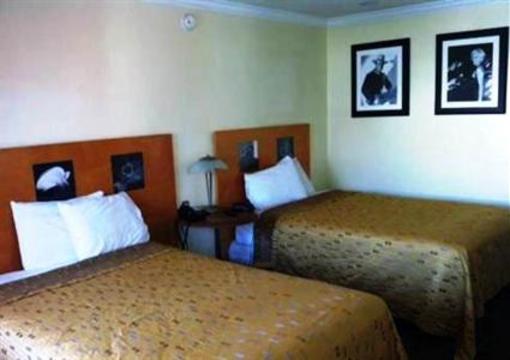 фото отеля Beverly Laurel Motor Hotel