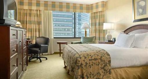 фото отеля Hilton East Brunswick