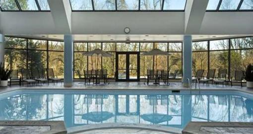 фото отеля Hilton East Brunswick