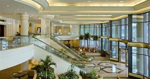 фото отеля Hilton East Brunswick