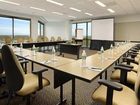 фото отеля Hilton East Brunswick