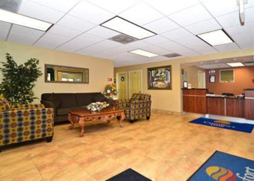 фото отеля Comfort Inn & Suites North Hollywood Los Angeles