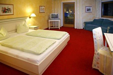 фото отеля Hotel Schneeberger