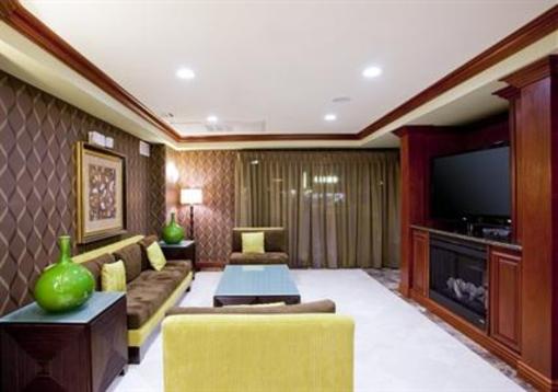 фото отеля Holiday Inn Express Hotel & Suites Woodland Hills