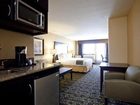 фото отеля Holiday Inn Express Hotel & Suites Woodland Hills