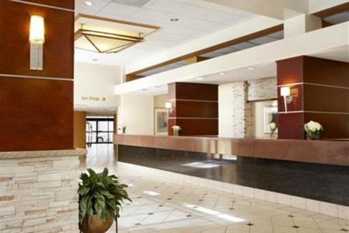 фото отеля Four Points Hotel LAX Los Angeles