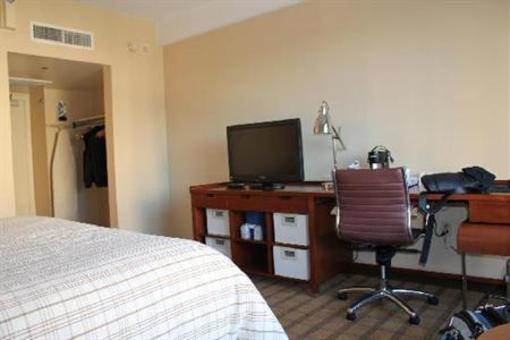 фото отеля Four Points Hotel LAX Los Angeles