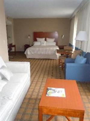 фото отеля Four Points Hotel LAX Los Angeles