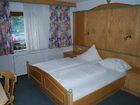 фото отеля Ferienanlage Hotel Garni Larchenhof Lermoos