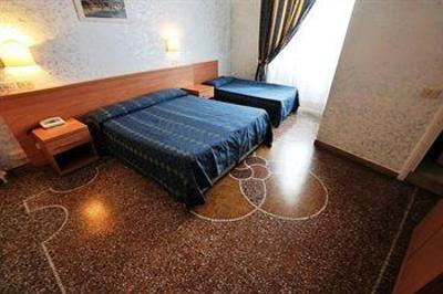 фото отеля Hotel Miramare Ladispoli