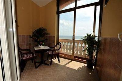 фото отеля Hotel Miramare Ladispoli