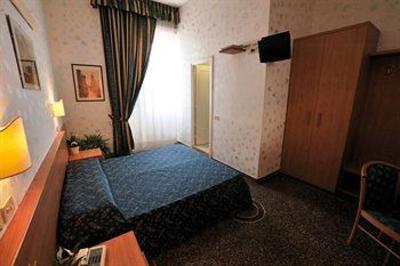 фото отеля Hotel Miramare Ladispoli
