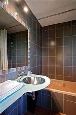 фото отеля Hotel Restaurant Champ Alsace Haguenau