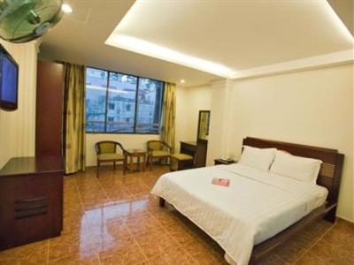 фото отеля Nouveau Happy Inn