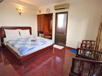 фото отеля Nouveau Happy Inn